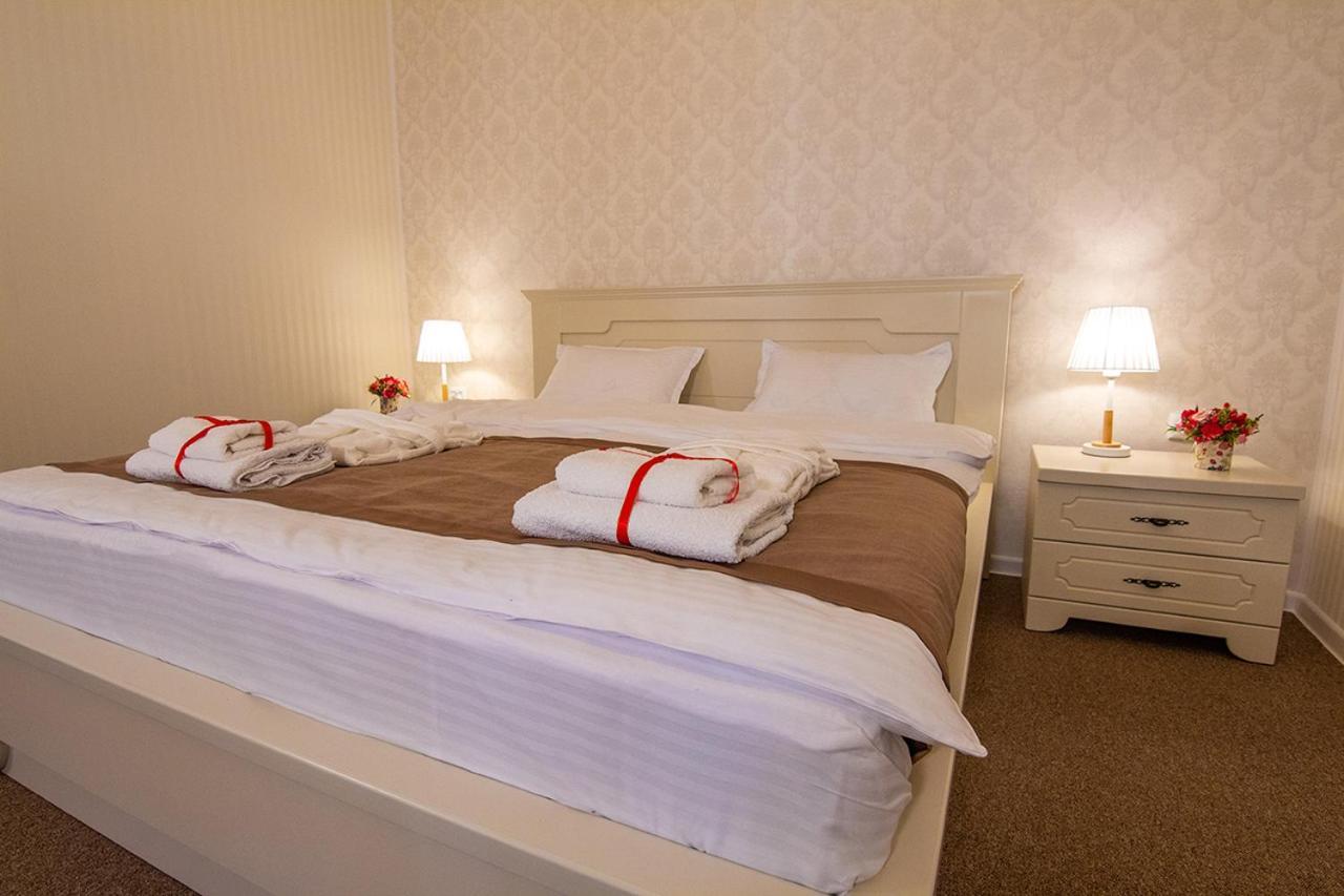 Royal Apartment In Old Tbilisi Buitenkant foto
